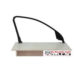 Door glass trim molding