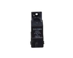 Glow plug pre-heat relay