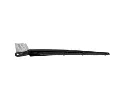 Rear wiper blade arm
