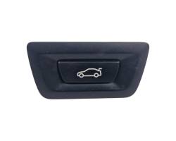 Tailgate/boot open switch button