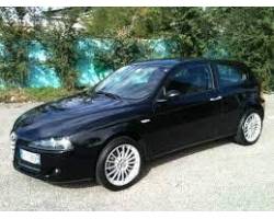 1 RICAMBI USATI AUTO ALFA ROMEO 147 Serie (937_) (05>10) 937A3000 (2008) RICAMBI USATI