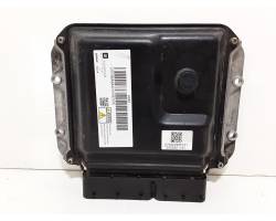 55587998 CENTRALINA MOTORE OPEL Astra J Sports Tourer (10>15) 1700 Diesel 81 kW / 110 CV A17DTR (2012) RICAMBI USATI