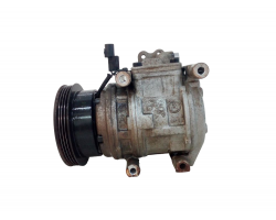 977012D700 COMPRESSORE A/C HYUNDAI Tucson Serie (04>09) 2000 Benzina 104 G4GC (2009) RICAMBI USATI
