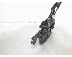 2400075 SERRATURA POSTERIORE DESTRA FORD C - Max Serie (03>07) 1997 Diesel 100 G6DA, G6DB, G6DD, G6DG (2004) RICAMBI USATI