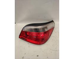 63217165738 STOP FANALE POSTERIORE DESTRO PASSEGGERO BMW Serie 5 E60 2993 Diesel 160 306D2 (2005) RICAMBI USATI