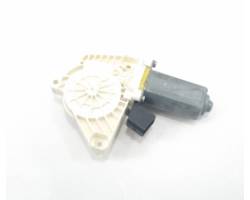 MOTORINO ALZAVETRO ANTERIORE SINISTRO MERCEDES Classe C Cabrio W205 A0009066106 (16>)