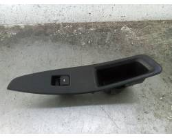 PULSANTIERA POSTERIORE DESTRA HYUNDAI i20 2° Serie (15>)