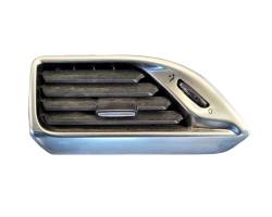 BOCCHETTA ARIA CRUSCOTTO SX LANCIA Ypsilon 4° Serie 735482621 (11>)