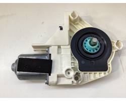 MOTORINO ALZAVETRO POSTERIORE SINISTRO AUDI A6 Avant Serie C7 (4G5) 8K0959811A (11>)