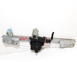 MOTORINO ALZAVETRO POSTERIORE DESTRA FIAT Doblo Serie 72027003 (09>)