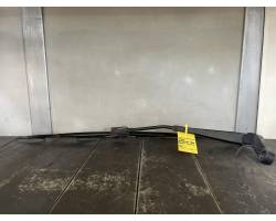 BRACCIO TERGICRISTALLO ANTERIORE IVECO Euroclass Serie 380.10.35 Diesel (96>)