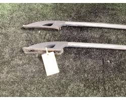 BARRE LONGITUDINALI TETTO JEEP Cherokee 4° Serie (05>08)