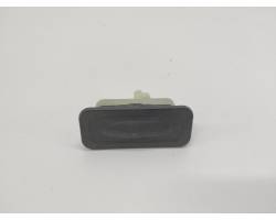 PULSANTE APERTURA PORTELLONE POSTERIORE RENAULT Megane III 8200076256 (08>16)