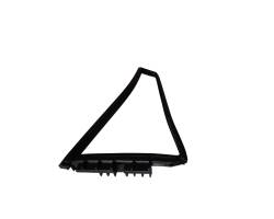 Rear vent glass