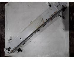 TRAVERSA PARAURTI ANTERIORE TOYOTA Yaris Serie 520210D070 (14>16)