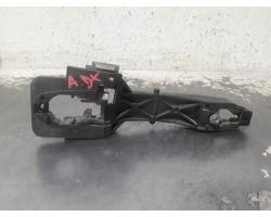 SUPPORTO MANIGLIA ANTERIORE DESTRA KIA Cee'd 1° Serie (06>12)