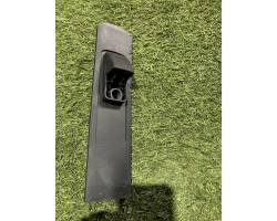 Seatbelt height adjuster
