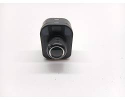 Wing mirror switch