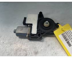 MOTORINO ALZAVETRO ANTERIORE SINISTRO VOLKSWAGEN Polo 6° Serie 0130822065 (17>)