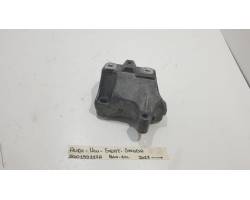 Gearbox mounting bracket