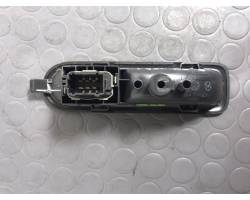 PULSANTIERA POSTERIORE DESTRA RENAULT Clio Serie 8200294357 (04>08)