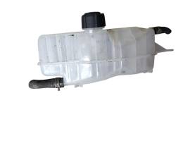 VASCHETTA ACQUA LIQUIDO REFRIGERANTE NISSAN Micra 4° Serie 21711AX600 CR12DE benzina 1200 (03>05)