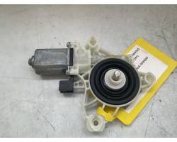 MOTORINO ALZAVETRO ANTERIORE SINISTRO MERCEDES Classe A Serie (W177) A0009065806 (18>)