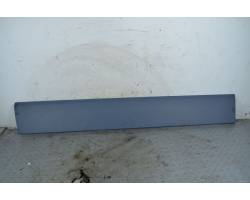 Sliding door trim
