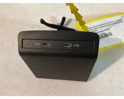 PORTA USB VOLKSWAGEN ID.3 Serie (E11, E12) 5NA035700 (19>)