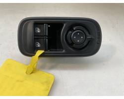 PULSANTIERA ANTERIORE SINISTRA FIAT 500 Serie Elettrica 07357249090 500E (20>)