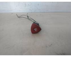 PULSANTE QUATTRO 4 FRECCE RENAULT Trafic Furgone Benzina (01>07)