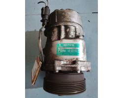 COMPRESSORE A/C VOLKSWAGEN Golf 4 Berlina AZD benzina 1598 (97>03)
