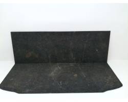 Trunk floor trim