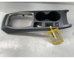 RIVESTIMENTO TUNNEL CENTRALE PEUGEOT 2008 Serie 9828480680 (19>)