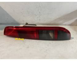 STOP FANALE POSTERIORE DESTRO FORD Focus Berlina 3° Serie 0374D (04>08)