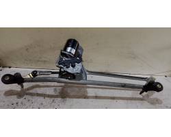 Windshield wiper linkage and motor