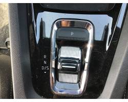 Gear shift selector indicator