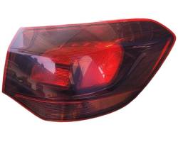 STOP FANALE POSTERIORE DESTRO OPEL Astra J Sports Tourer 13314051 (10>15)