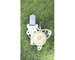 MOTORINO ALZAVETRO ANTERIORE SINISTRO MERCEDES Classe B Serie (W247) A0009065806 (18>23)