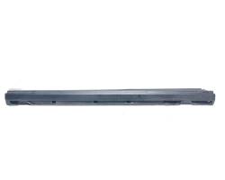 Car sill
