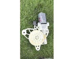 MOTORINO ALZAVETRO ANTERIORE DESTRA MERCEDES EQC Serie a0009065706 (19>23)