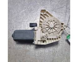 MOTORINO ALZAVETRO ANTERIORE DESTRA MERCEDES Classe B W245 1° Serie A1698201642 (05>11)