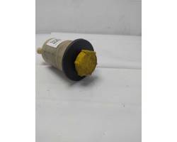 Power steering fluid reservoir