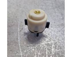 Ignition switch contact