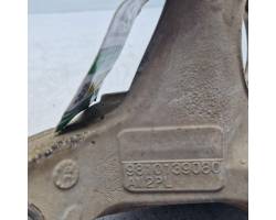 Drive shaft support bearing and bracket