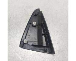 Door glass trim molding