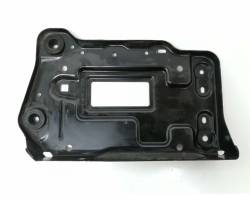 Battery tray