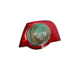 STOP FANALE POSTERIORE DESTRO VOLKSWAGEN Passat Berlina 3° Serie 3C5945096H (00>05)
