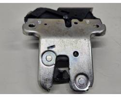 Tailgate lock