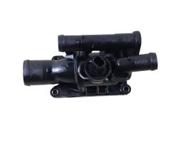SCATOLA TERMOSTATO RENAULT CLIO Serie V 110606973R K9KU8 Diesel 1500 (19>)